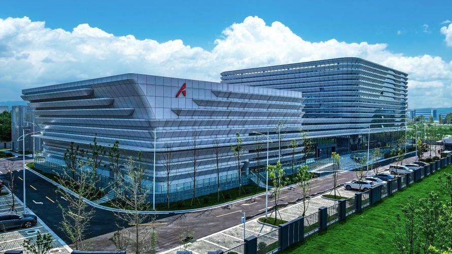 四川华鲲振宇智能科技有限责任公司总裁万诤中华鲲鹏振兴寰宇做信创